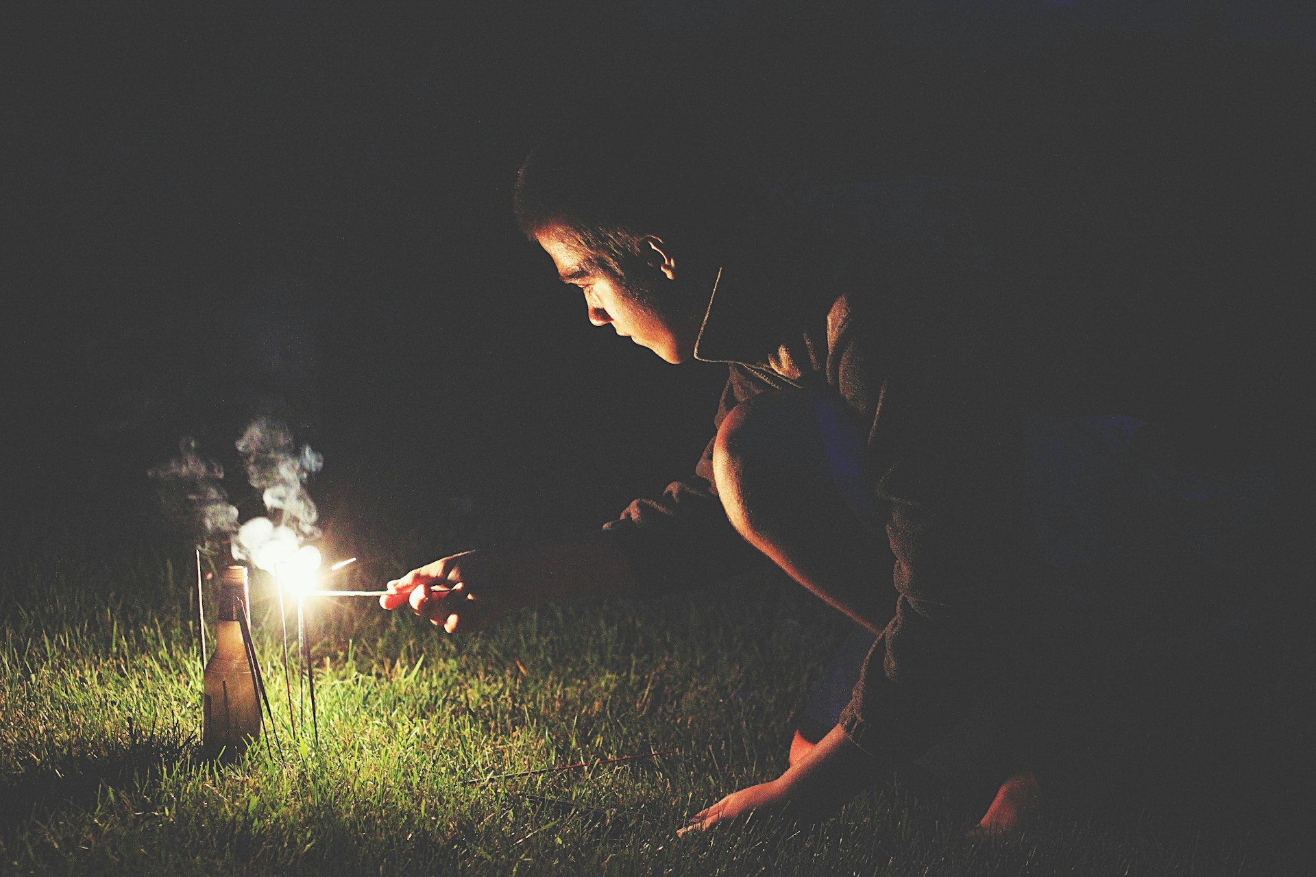Helping Your Pet Cope with Firework Anxiety: Expert Guidance and Practical Solutions